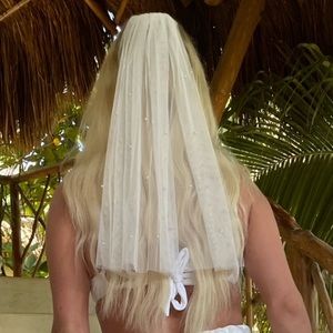 Pearl Studded Veil